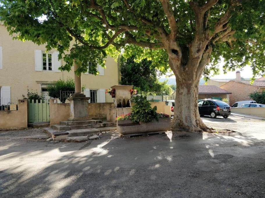 Maisonnette Au Pied Du Mont Ventoux Ste Colombe Bédoin Exteriér fotografie